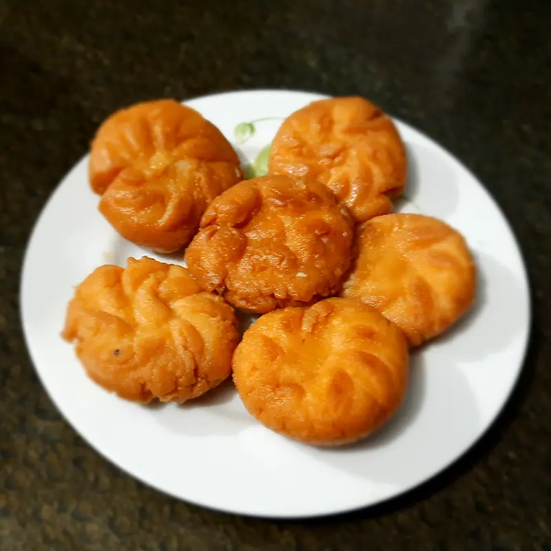 Flower pitha